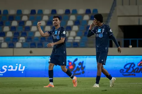 الأخدود يعمق جراح الفتح بخسارة جديدة في الدوري السعودي